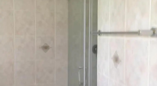 Кровать в общем номере Villaggio Piano Grande
