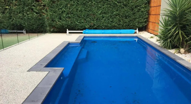 Коттедж Grand Escape McKenzie - solar heated Pool, WiFi, Netflix, 5 bdrm, 4bthrm