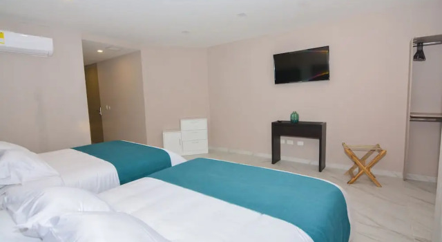 Двухместный номер Deluxe Hotel OR Suites