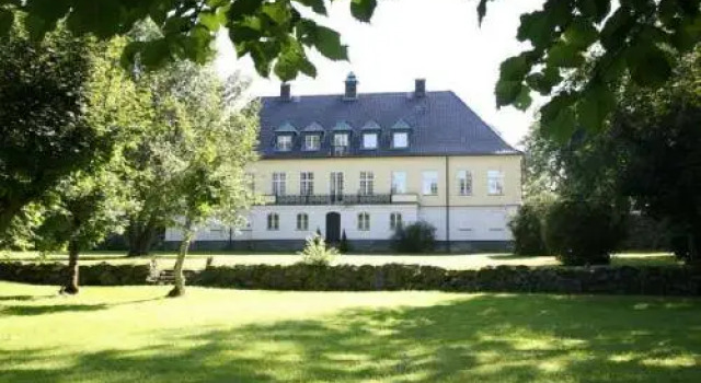 Idingstad Sateri, Book Hotel Linköping 