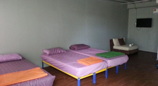 One Piece Guest House, Rezerwuj Pensjonat Batu Pahat Johor