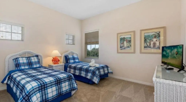 Four-Bedroom Townhome Kissimmee, Забронировать Апартаменты/квартира Фор Корнерз штат Флорида, рядом с Island H2O Live!