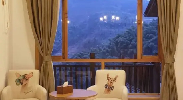 Полулюкс Yinlu Zhuyun Guesthouse
