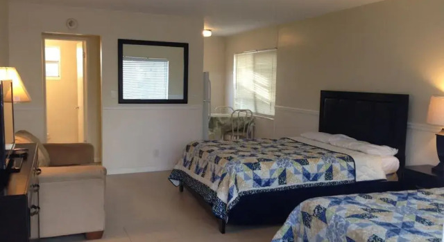 Costa Este Deerfield Beach