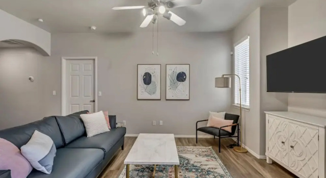 L189 at Mountain View by CDH, Boek Appartement Clearfield Utah