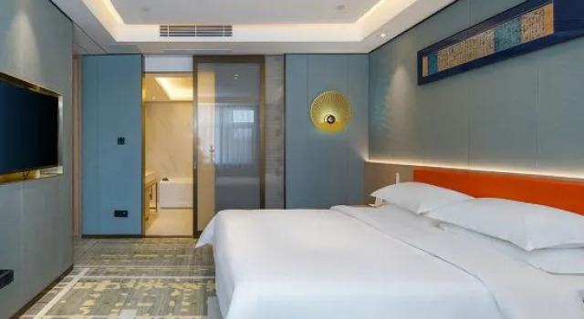 Люкс Deluxe Metropolo Jin Jiang  Hotels（Millennium City Park,Starlight Mall  Kaifeng ）
