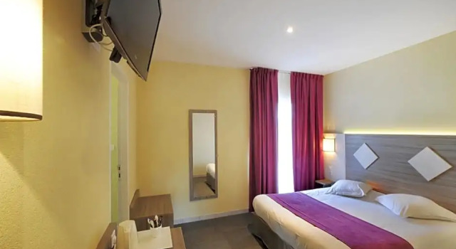Номер Superior The Originals City, Hôtel des Arènes, Saintes