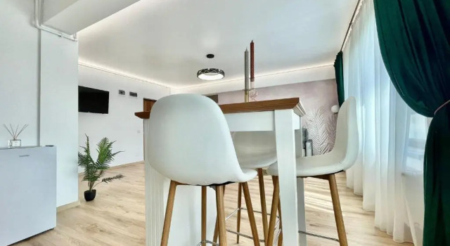 Residence Odaile #1, Rezerwuj Hotel Hotele w Ilfov z parkingiem, Parking
