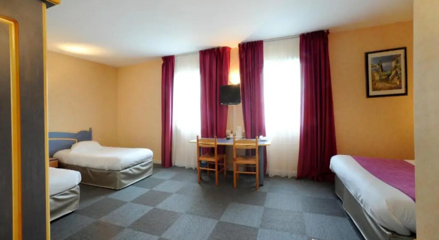 Семейный номер Standard The Originals City, Hôtel des Arènes, Saintes