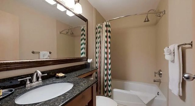 Шестиместный номер Standard Best Western Plus Kentwood Lodge