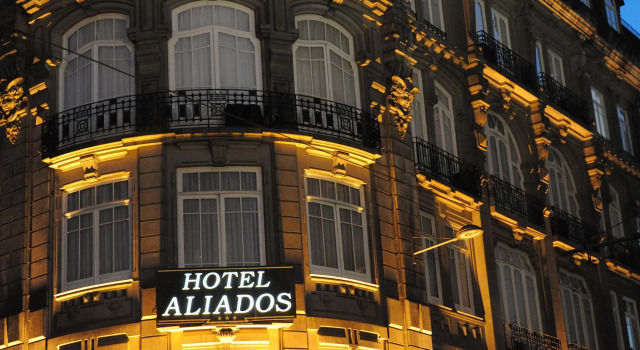 Hotel Aliados, Забронировать Отель Cedofeita / Santo Ildefonso / Se / Miragaia / Sao Nicolau e Vitoria Порту, рядом с Театр Coliseu do Porto