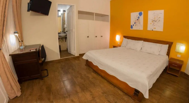 61Prado Hotel, Book Hotel La Candelaria Guayaquil