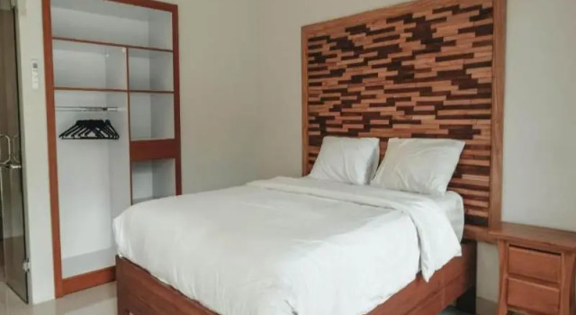 Sekar Arum Riverside Resort in Canggu by ZUZU