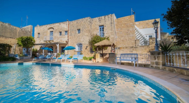 Village Knights Accommodation, Prenota Bed & breakfast Haz-Zebbug Malta