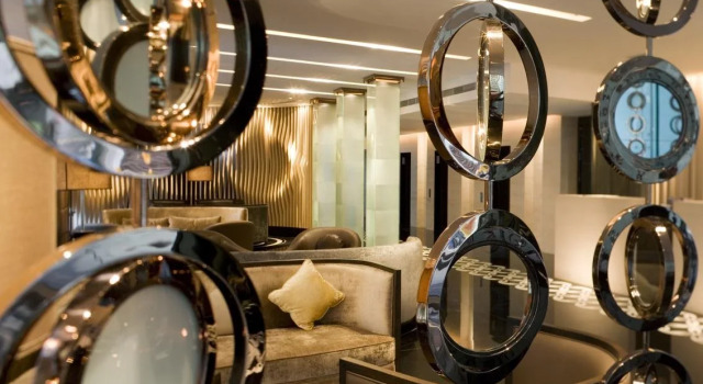 LKF by Rhombus, Rezerwuj Hotel Hotele w Hongkong z parkingiem, w pobliżu The Helena May, Parking