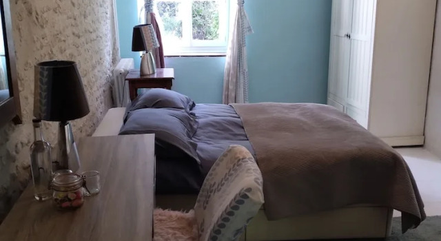Апартаменты Comfort Gite du Calme 3 Star Bed & Breakfast Cognac