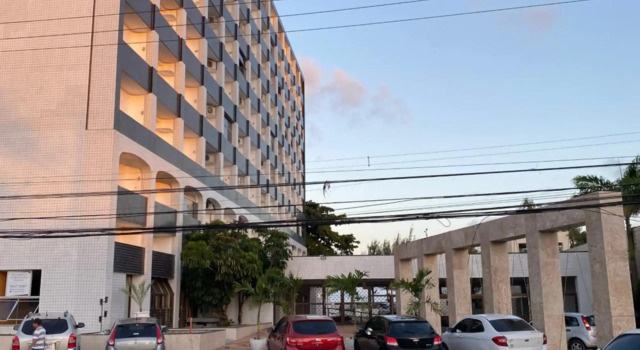 Flat beira mar, Olinda 4 Rodas 305, Rezervovat Hotel Hotely v Pernambuco s parkováním, Parkování