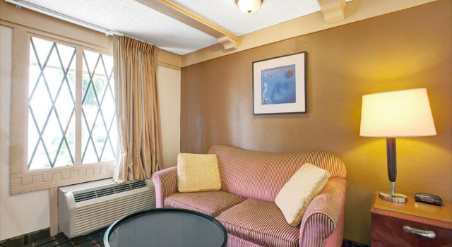 Студия Knights Inn Greensburg