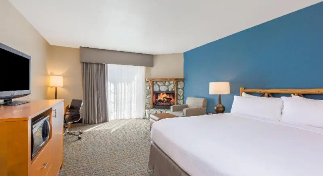 Двухместный номер Standard с балконом и с красивым видом из окна Holiday Inn Resort The Lodge at Big Bear Lake by IHG