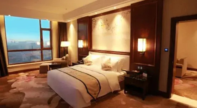 Люкс Deluxe Phoenix International Hotel