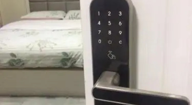 Wuhan University West Gate Hostel, Varaa Hostelli Wuchang District 