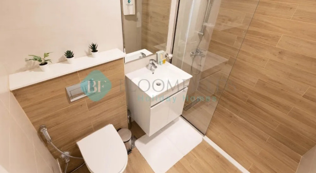 Апартаменты Cozy Canal View Apartment - 206