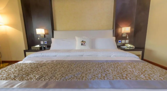 Люкс Executive National Park Hotel