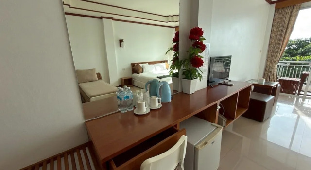 Номер Deluxe Mam Kai Bae Beach Resort