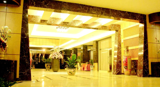 Grand Rocky Hotel