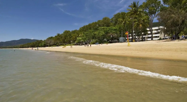 Апартаменты c 1 комнатой с видом на океан On Palm Cove Beachfront Apartments