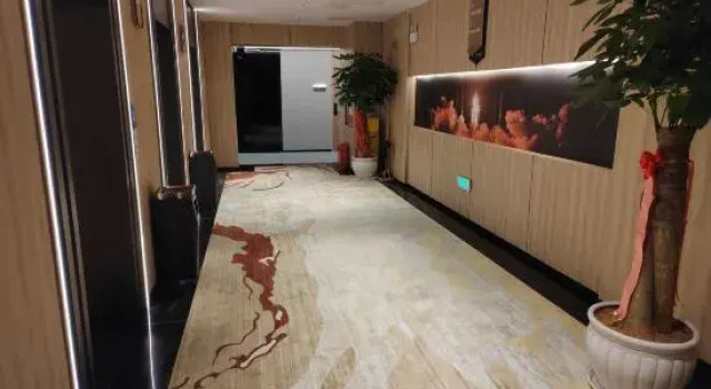 Yue Cheng HOTEL, Varaa Hotelli Hotellit Sichuan pysäköinnillä, Pysäköinti