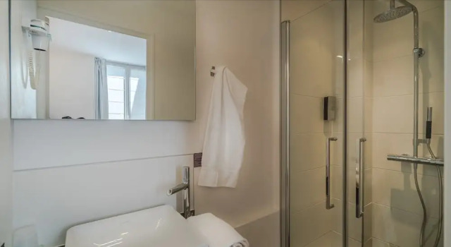 Номер Comfort Hotel La Marine, Vieux Port
