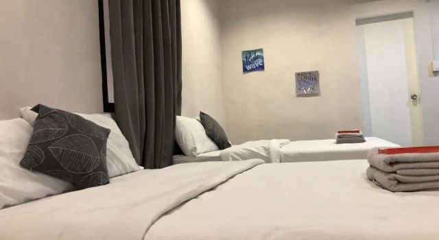 Четырёхместный номер Premium Hometown Hotel - Lacson Bacolod