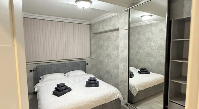 Cozy Central Yerevan Apartment 10-minutes Walk From Republic Square, Забронировать Апартаменты/квартира Апартаменты Еревана, рядом с Площадь Республики, Апартаменты/квартира