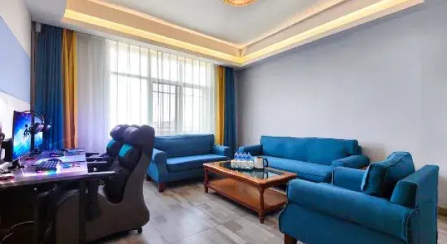 Люкс Deluxe Yiai E-Sports Hotel