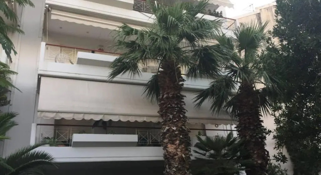 Two Bedroom Apartment Near Alimos Marina !