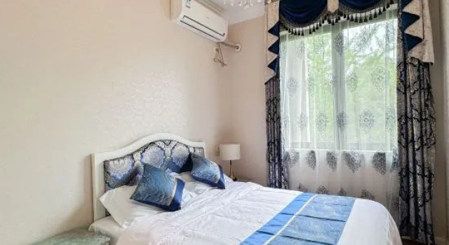 Люкс Business Shanghai Mier Cinema Apartment