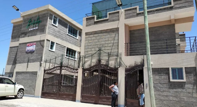 Executive 1&2 Broom Airbnb in Gilgil Nakuru, Rezervovat Apartmán Hotely v Nakuru County s parkováním, Parkování