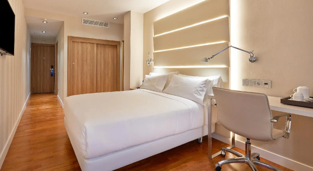 Номер Standard NH Barcelona Les Corts