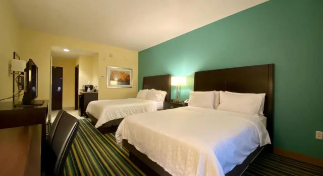 Четырёхместный номер Standard Holiday Inn Express & Suites - Orlando - Southeast by IHG
