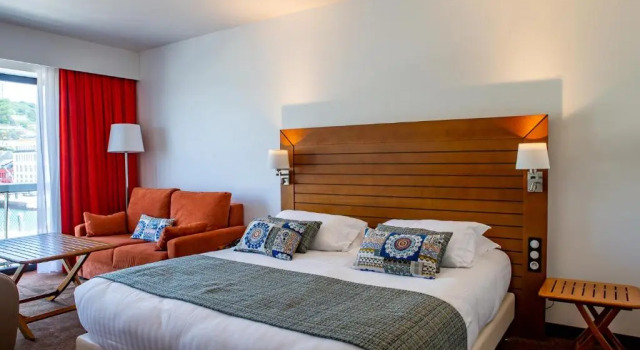 Одноместный номер Superior с видом на гавань Hotel Le Grand Pavois