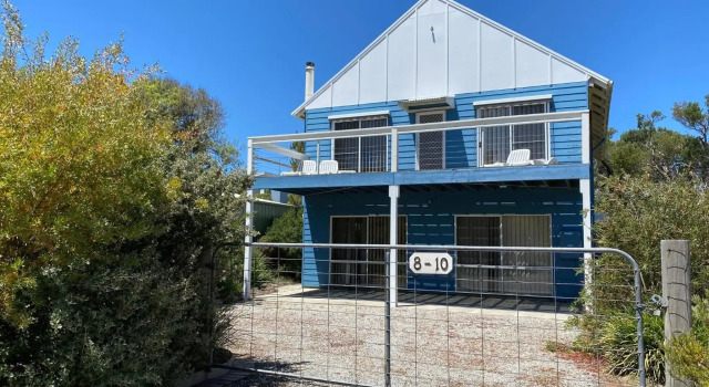 After Dune Delight, Book Hotel Inverloch 