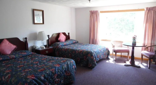 Redclyffe Shore Motor Inn, Buchen Sie Gasthaus Robbinston Maine
