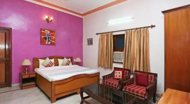 Luxurious 2Bhk Mokhampur, Rezervovat Hotel Déhrádún Uttarakhand