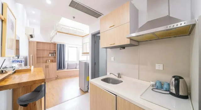 Номер Standard с красивым видом из окна Mayson Shanghai Bund Serviced Apartment