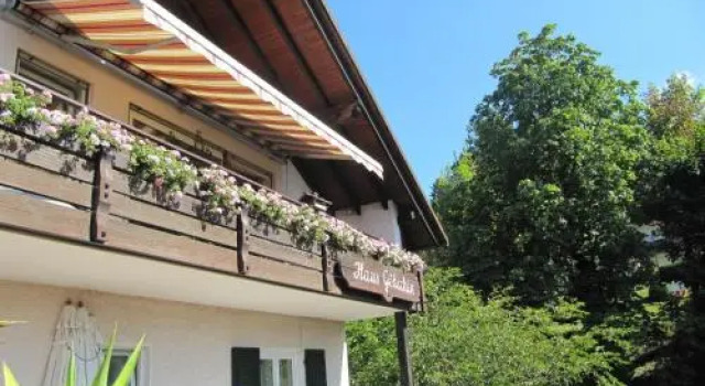 Hotel garni Haus Götschin, Reserva ahora Hotel Hoteles en Baden-Wurtemberg con aparcamiento, Aparcamiento