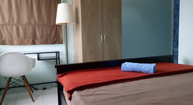 3BdR&2Bth condo Middle of Penang