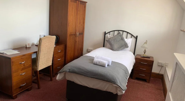 The Bull Hotel, Rezervați Hotel Hoteluri în Anglesey cu mic dejun, Mic dejun