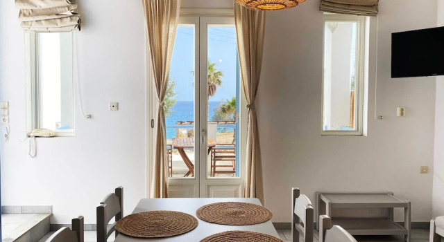Апартаменты Agnadi Syros Beachfront Studios & Rooms