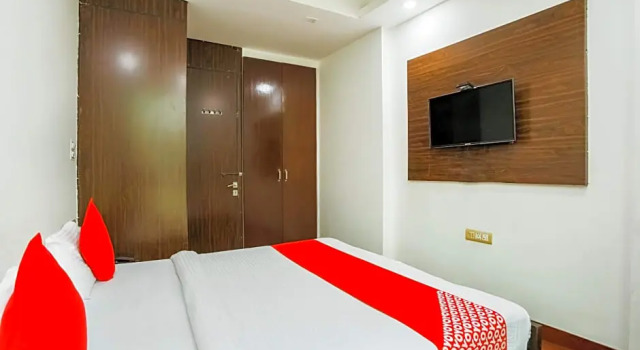 Номер Classic OYO Flagship 71090 Loyd Home